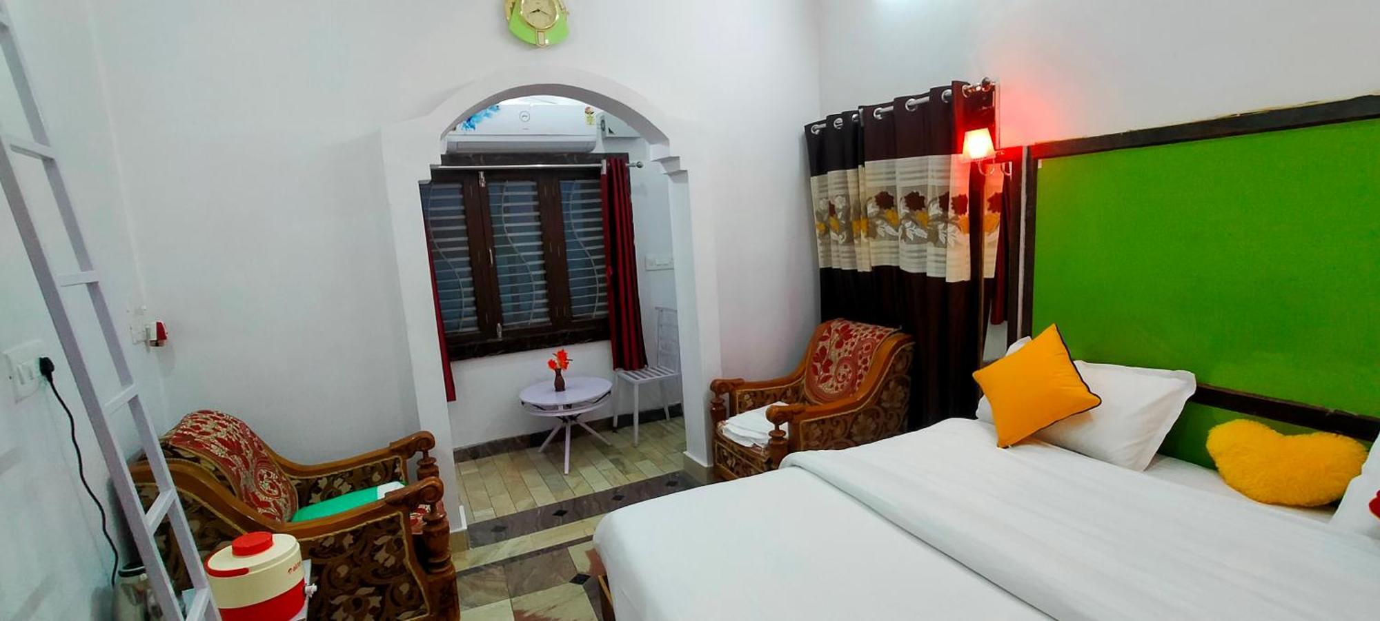 Eastern Gate Homestay Khajurāho Esterno foto
