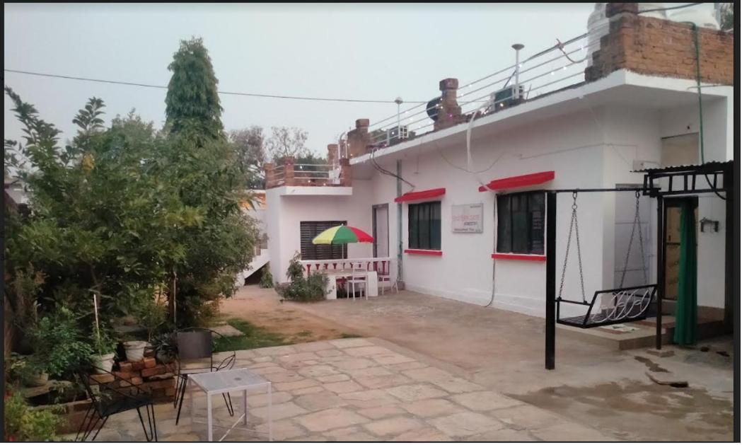 Eastern Gate Homestay Khajurāho Esterno foto